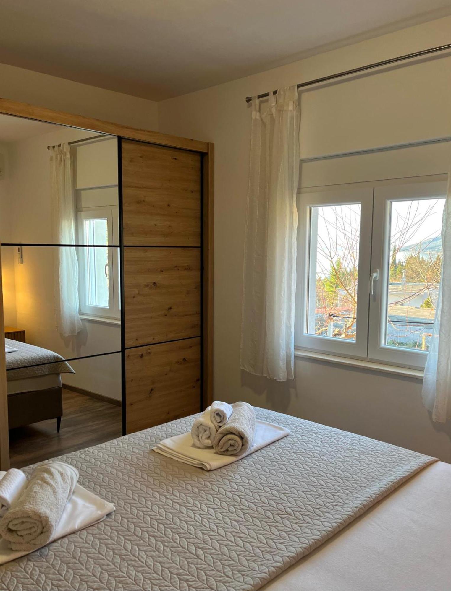 Modern Seaview House Fiore Стариград-Пакленица Екстериор снимка